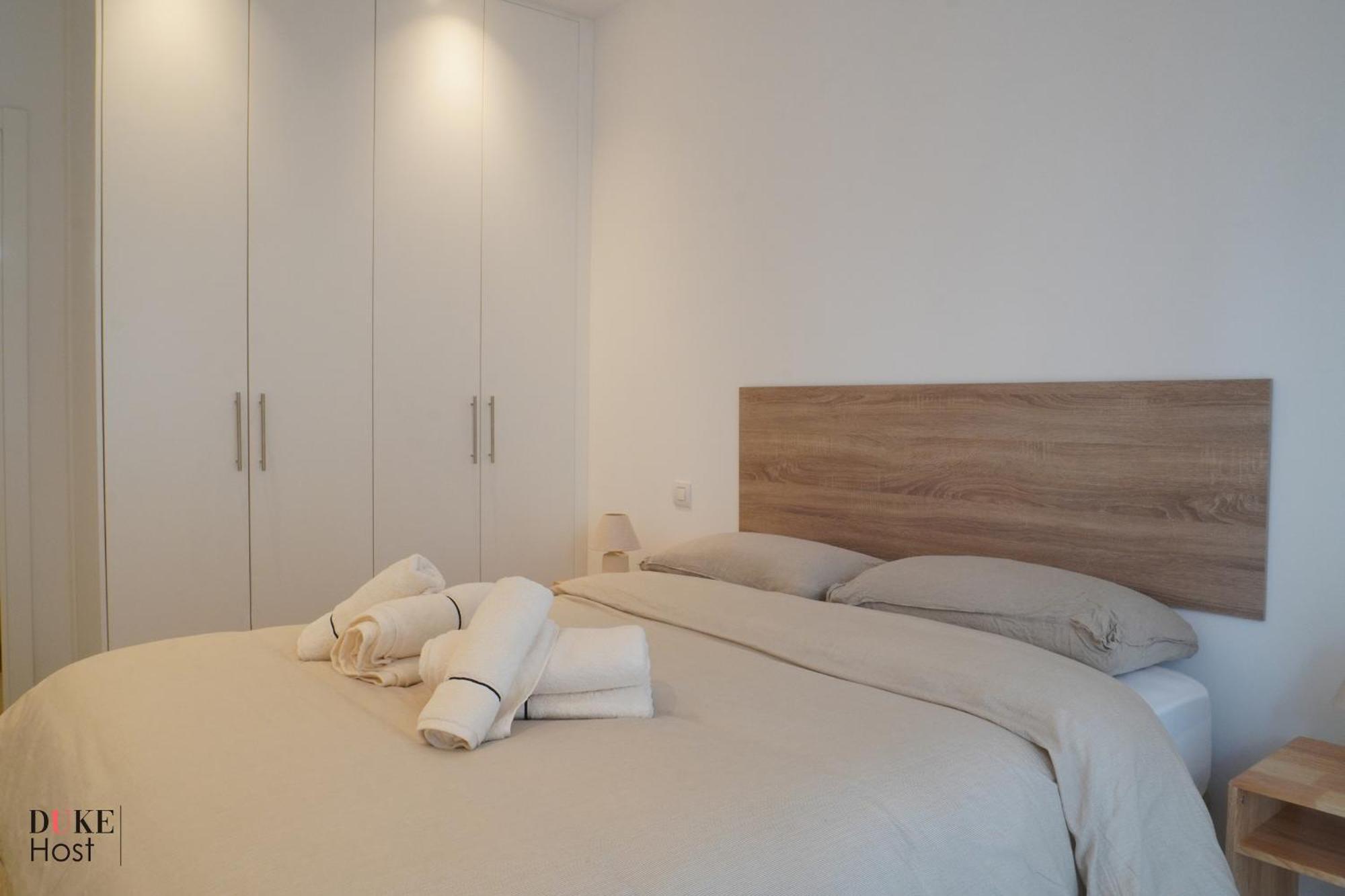 Duke 5Torres Apartments Мадрид Екстериор снимка