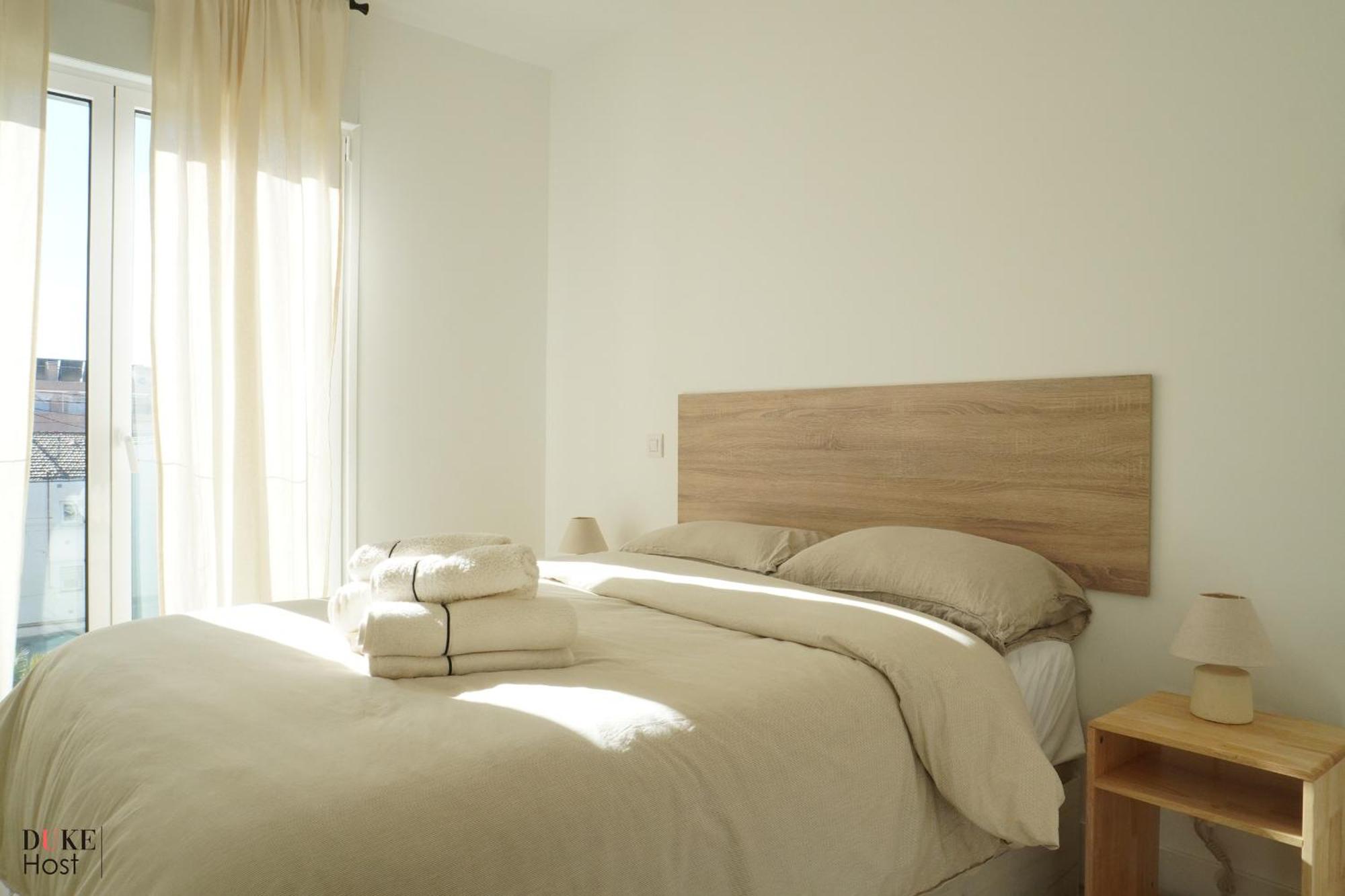 Duke 5Torres Apartments Мадрид Екстериор снимка