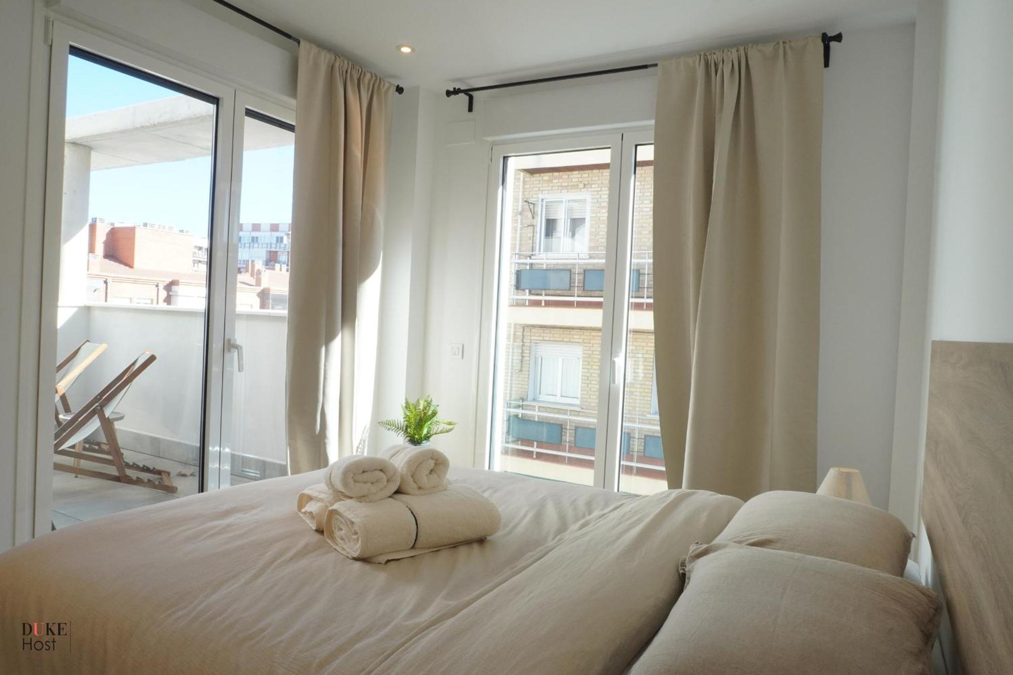 Duke 5Torres Apartments Мадрид Екстериор снимка