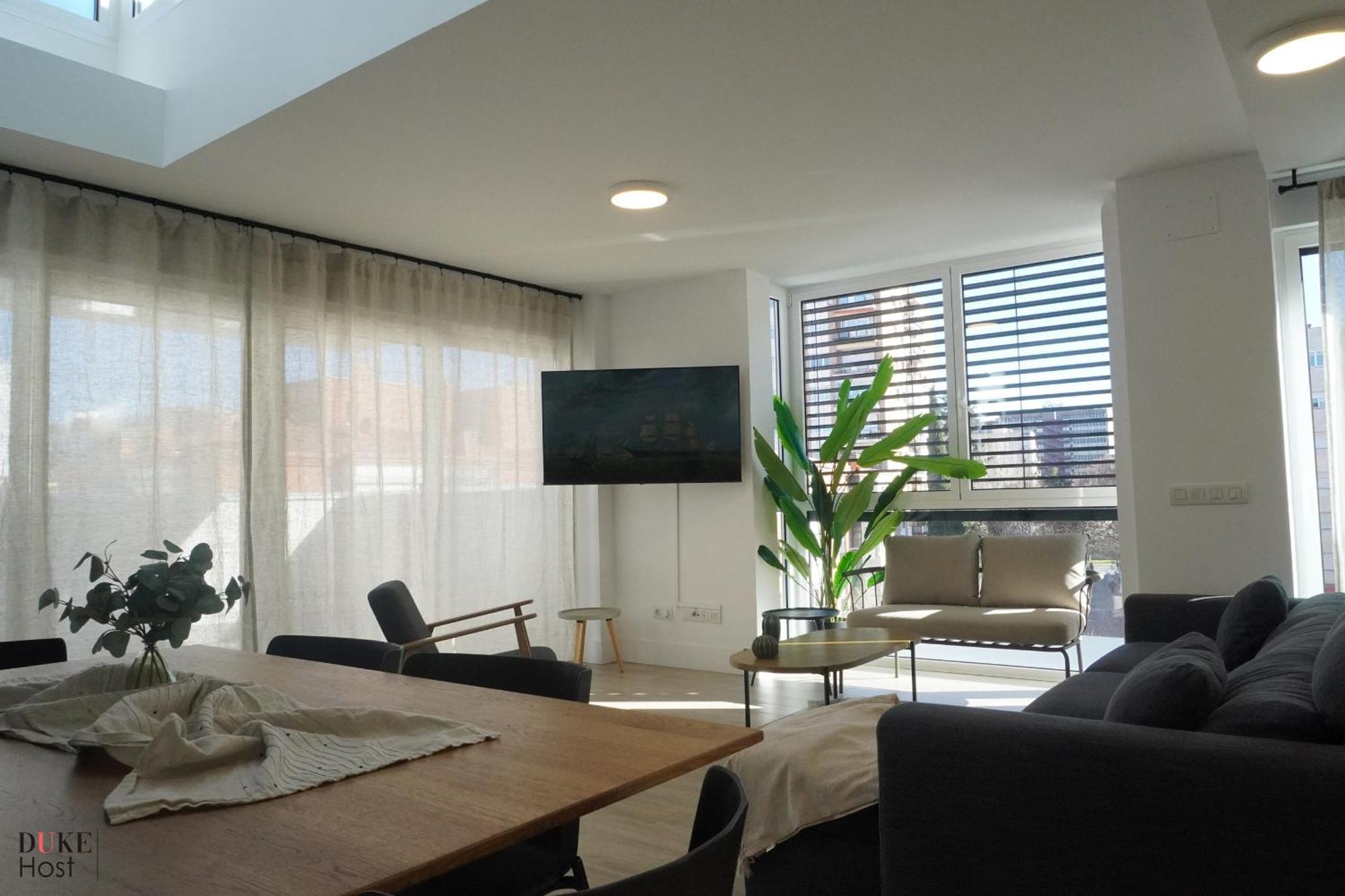 Duke 5Torres Apartments Мадрид Екстериор снимка