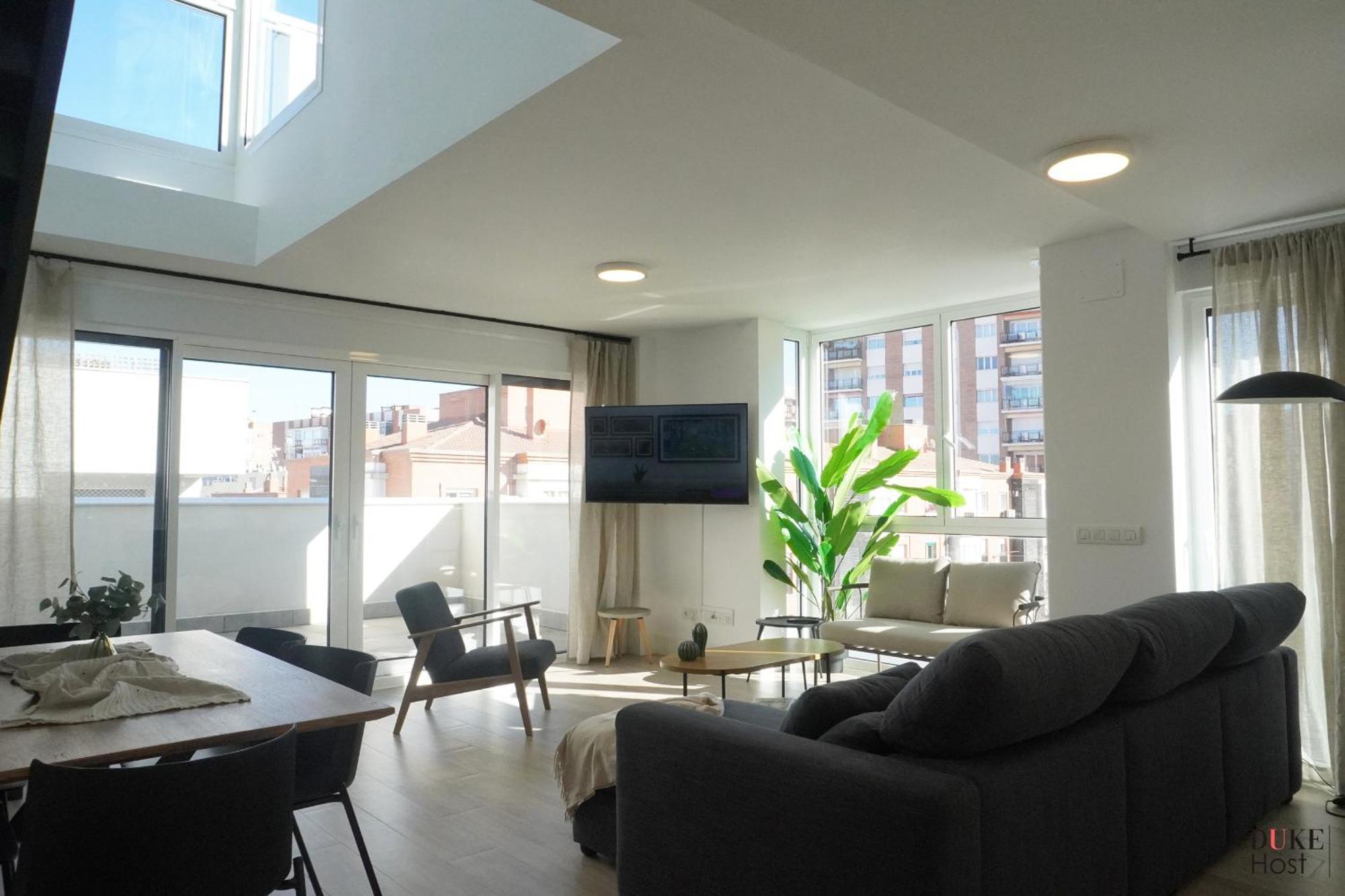 Duke 5Torres Apartments Мадрид Екстериор снимка
